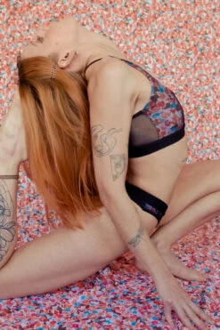 Rolling Alpha Top - Dark Petali -Underwear General Store 1 9 0 098 28F0E26A154D49B5A3B43B4DF632805D 256508ad 96bc 4914 a761 60907a572ea7