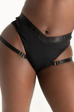 Tatiana Activewear Syrah Shorts - Black -Underwear General Store 1 f75e8c39 61b4 49b1 8a07 eb1e21198985