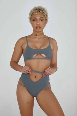 CXIX The Valley Bottoms - Ribbed Dark Grey -Underwear General Store 21 08 06CreaturesEdits 317 ab341bcc 5147 4ccb a42a 25fb6c7289bb