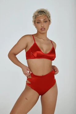 CXIX Aphrodite Bralette - Red -Underwear General Store 21 08 06CreaturesEdits 331