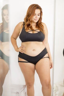 Lunalae Lure You Low-Rise Garter Shorts - Black -Underwear General Store 6R7A8551 1