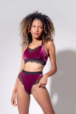 Sorte Velvet Adore Top - Plum -Underwear General Store ADORE 22 a9cc8289 c504 4d72 916f c6ab794f46cd