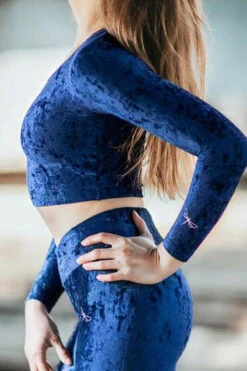 Dragonfly Pavi Crop Top - Velvet Blue 9 Dragonfly Pavi Crop Top - Velvet Blue -Underwear General Store DF Pavi Velvet blue 03212 540x f6bd399d 08f5 4f20 a752 20f48916903b