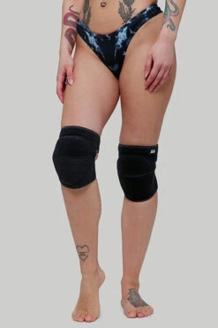 CXIX Velcro Kneepads - Black Panther -Underwear General Store IMG 1774 LOW