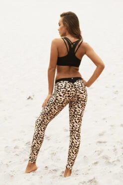 Lunalae Jaded Top - Black -Underwear General Store IMG 8069 8de9add1 f2cc 49c6 9943 8d7f039fb48a