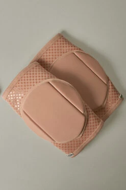 Queen Grippy Kneepads - Latte -Underwear General Store Lattegrip