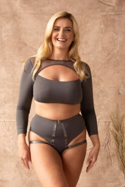 Tatiana Activewear Esme Top - Charcoal 12 Tatiana Activewear Esme Top - Charcoal -Underwear General Store TatianaActiveEsmeCharcoalLongSleeveTop 0749cropped