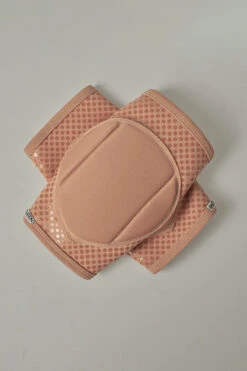 Queen Grippy Kneepads - Latte -Underwear General Store latte3